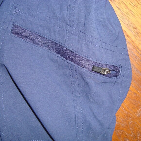 Eddie Bauer Nylon Capri Pants Navy Blue Size 12 - Picture 3 of 7